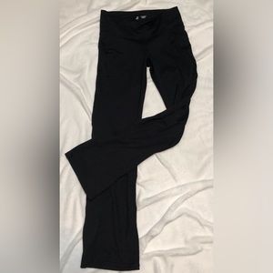 Energy Zone black yoga pants. Size large.
